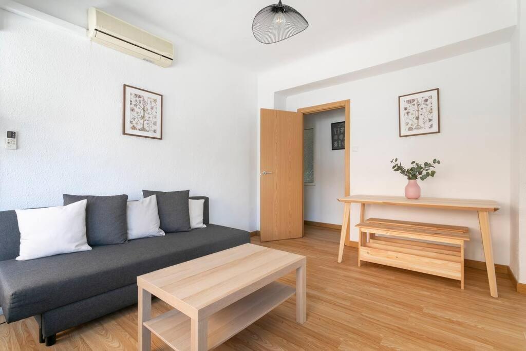 Encantador Apartamento De 3 Habitaciones Con Balcon Alicante Exterior foto